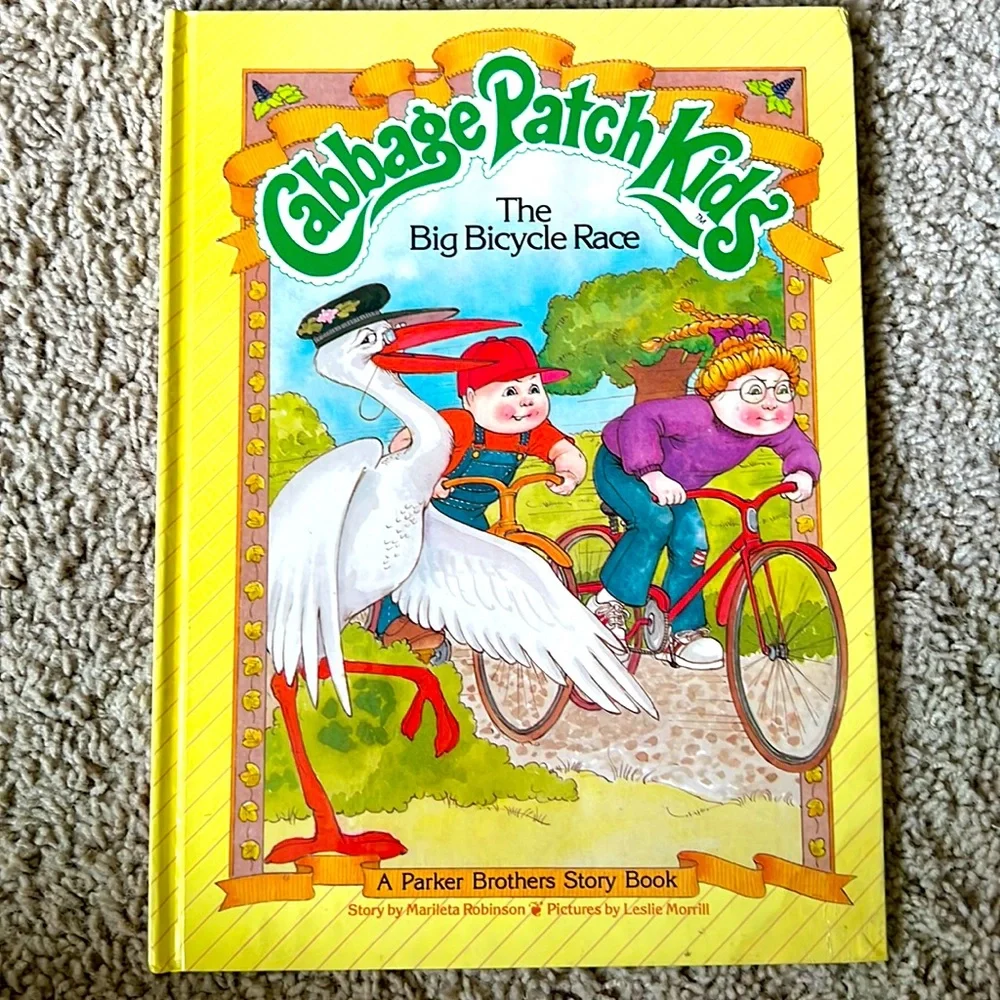 Cabbage Patch Kids Vintage 1984 Book - The Big Bicycle Race - Picture 1 of 6